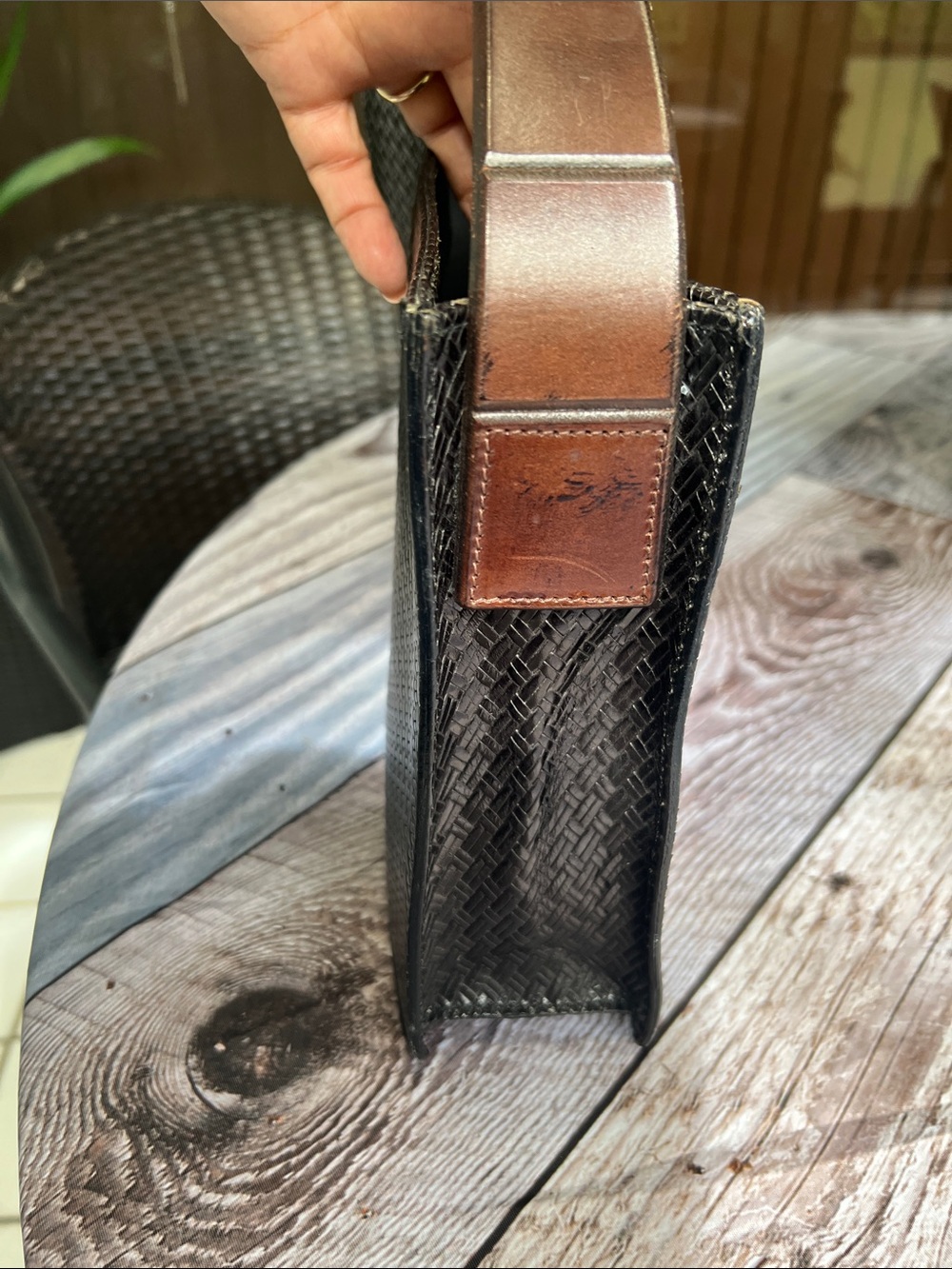 Vintage Via Spiga Brown Woven-Look Texture Shoulder Bag - Picture 5 of 8